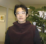 Tsushi2.jpg (23115 bytes)